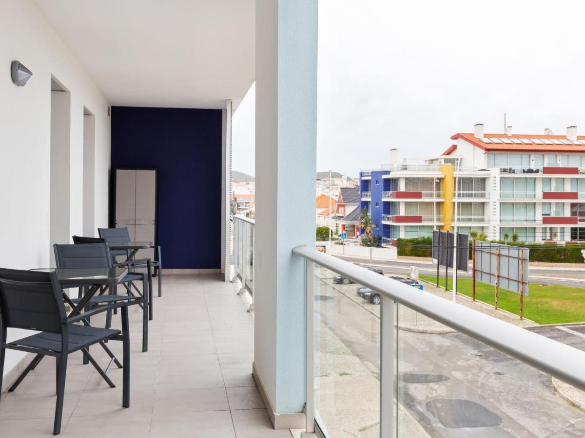 Beautiful Apartment In S O Martinho Do Porto With Balcony São Martinho do Porto Exteriér fotografie