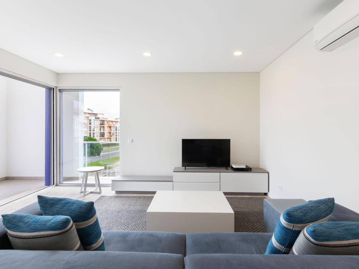 Beautiful Apartment In S O Martinho Do Porto With Balcony São Martinho do Porto Exteriér fotografie